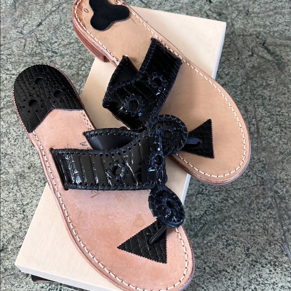 Stylish Black Sandals 8